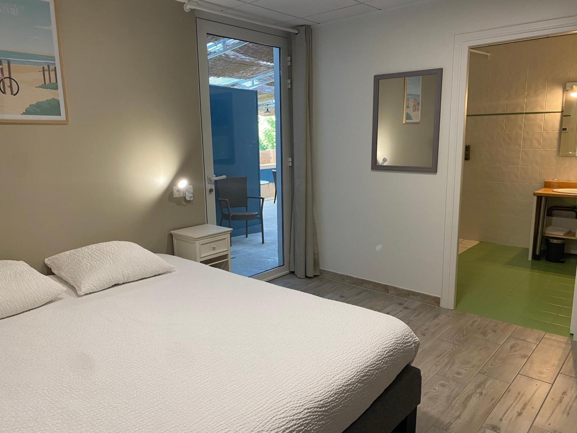 Logis Hotel Le Clos Pite Prechacq-les-Bains Exterior photo