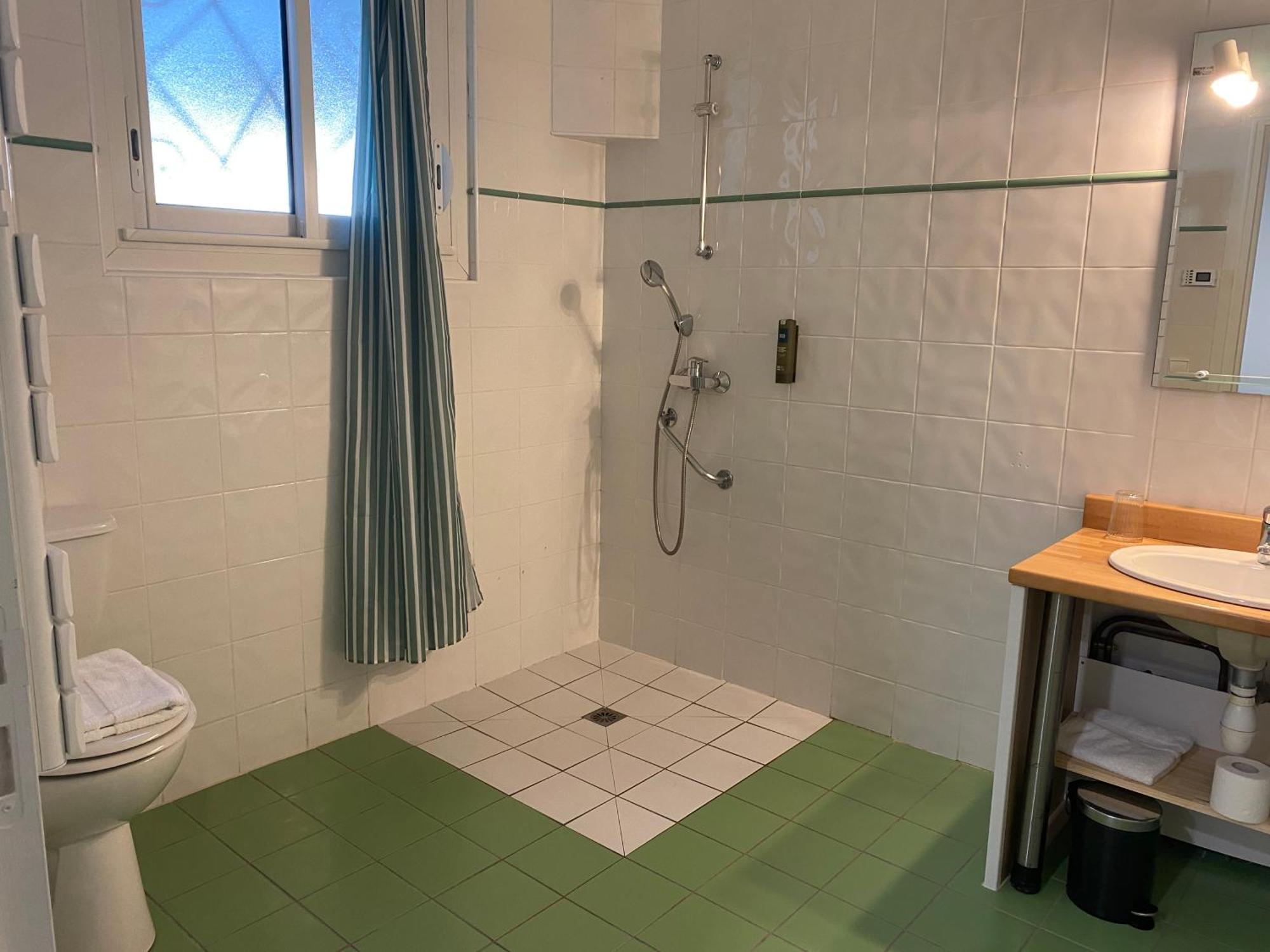 Logis Hotel Le Clos Pite Prechacq-les-Bains Exterior photo